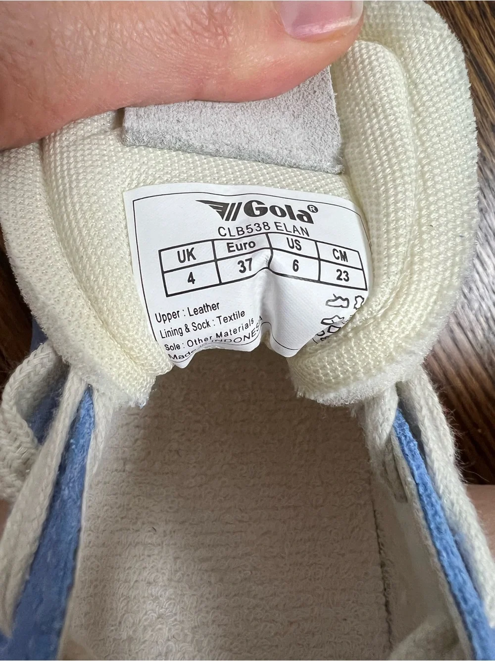 NIB Gola Cornflower Blue Suede Sneakers - Picture 5 of 5